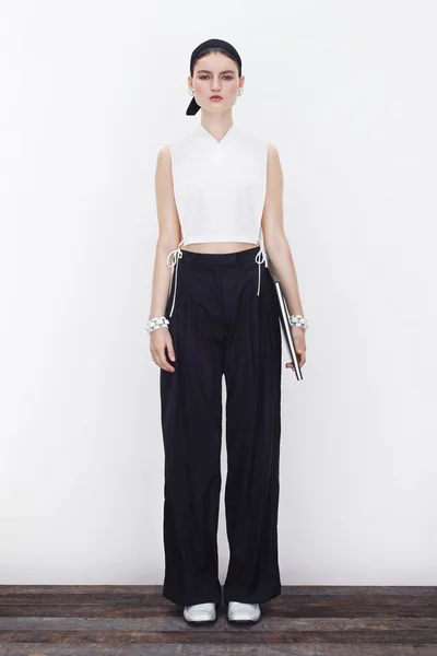 Look 4